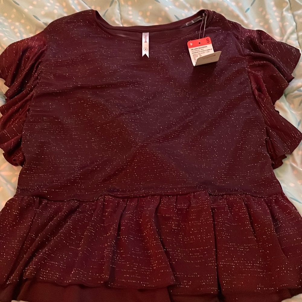 NWT Easybuy Maroon Sparkly Tank Top With Ruffle Sleeves (Size: S)